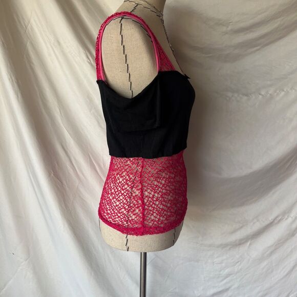 Debut Vintage Grunge pink anc black fishnet top - Picture 5 of 7